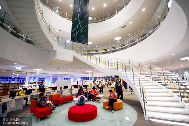 高雄市立圖書館新總館