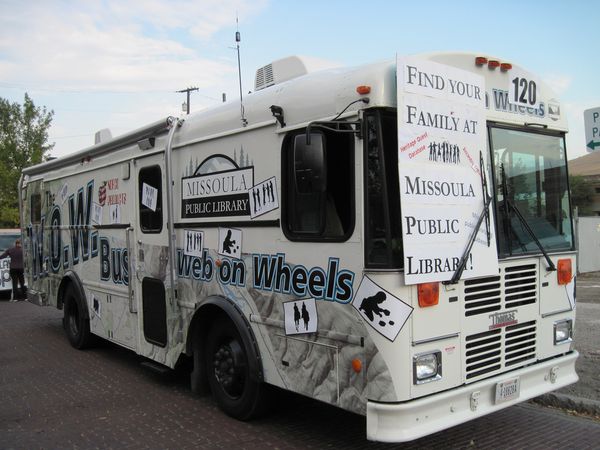 Web on Wheels bus